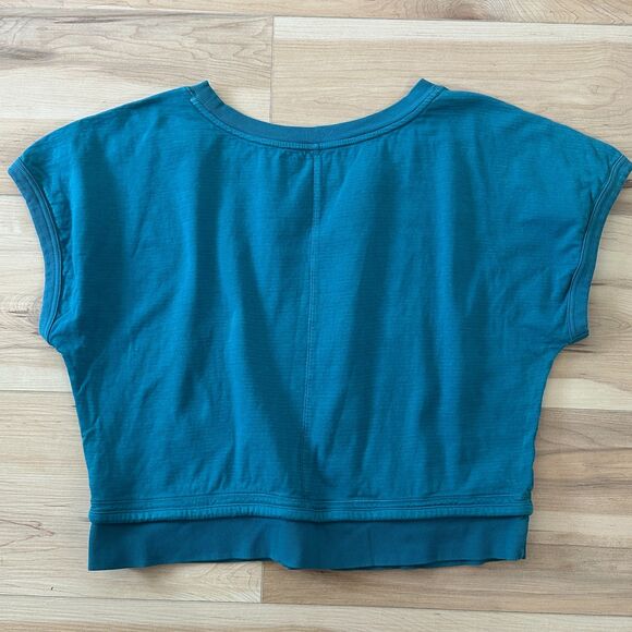Athleta Womens Oversized Sundown Shirred Tee T Shirt Aqua Teal‎ Blue Size Medium - Picture 5 of 5